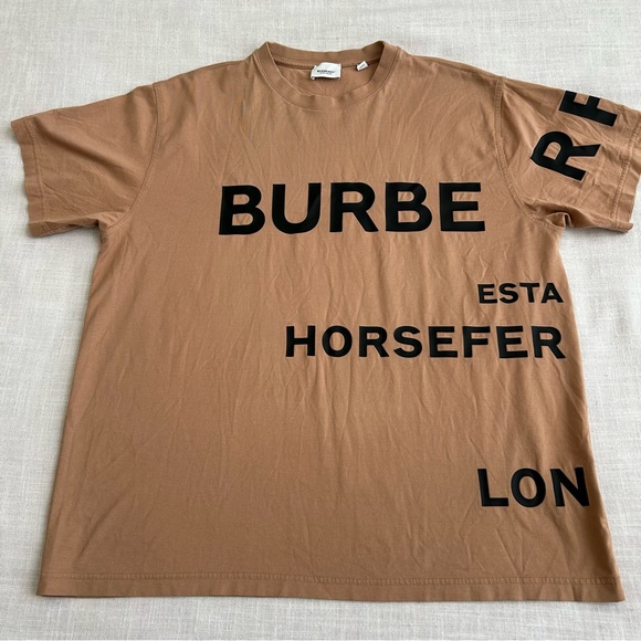 •Burberry Carrick Logo Crew Neck T-Shirt Size M Unisex NWOT - Picture 5 of 12
